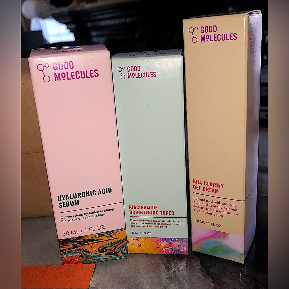 Good Molecules Bundle